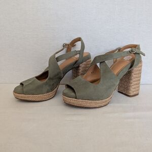 Yellow Box Womens 8.5 Green Espadrille Sandals Peep Toe Vacation Resortwear